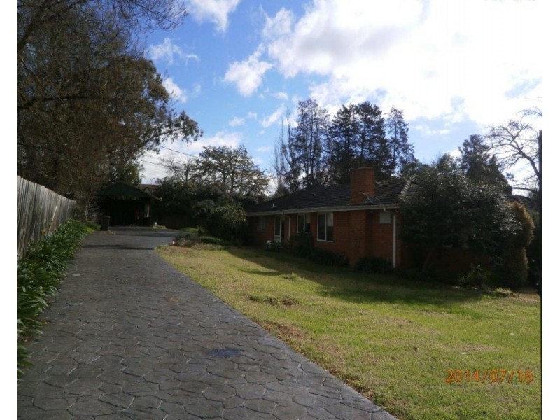 60 Dorset Road, Croydon VIC 3136