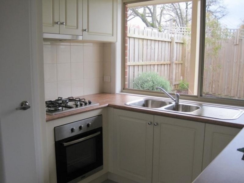 1/30 Cavehill Road, Lilydale VIC 3140