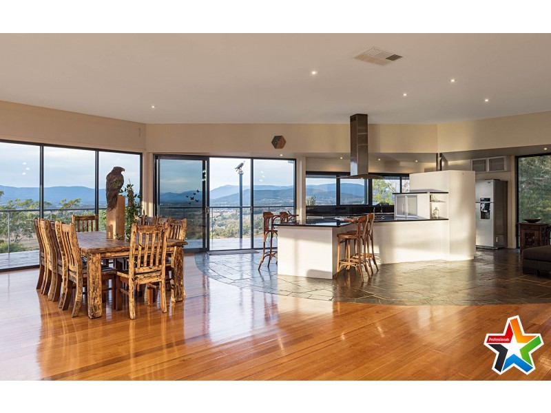 70 Leonard Road, Lilydale VIC 3140
