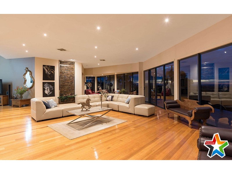 70 Leonard Road, Lilydale VIC 3140
