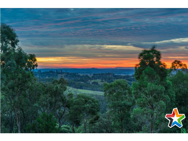 70 Leonard Road, Lilydale VIC 3140