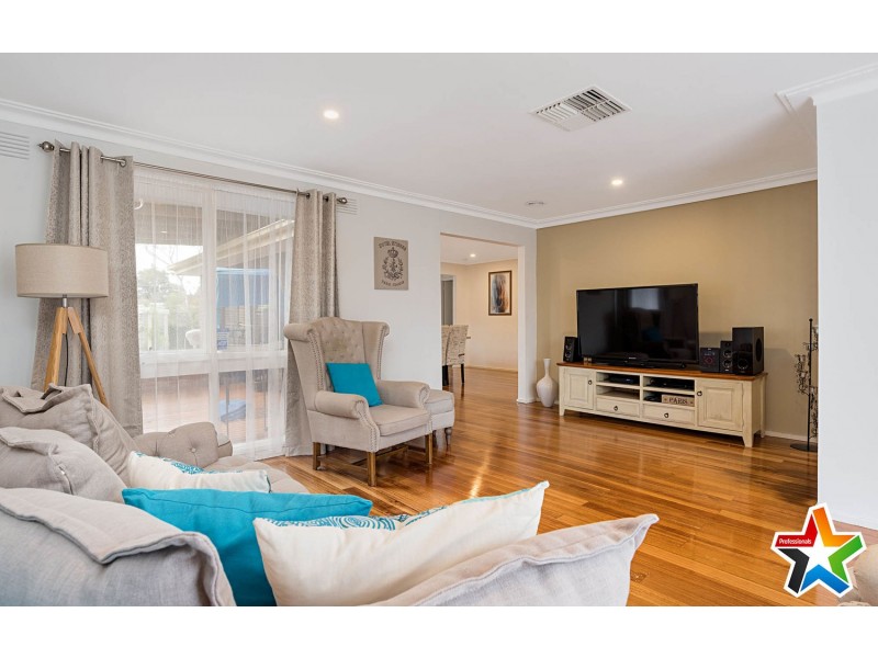 57 Beresford Road, Lilydale VIC 3140