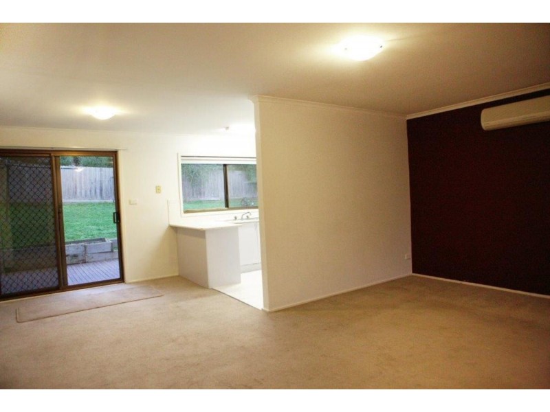 8 Rolaine Close, Lilydale VIC 3140