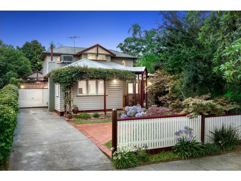 4 Caroline Street, Ringwood VIC 3134
