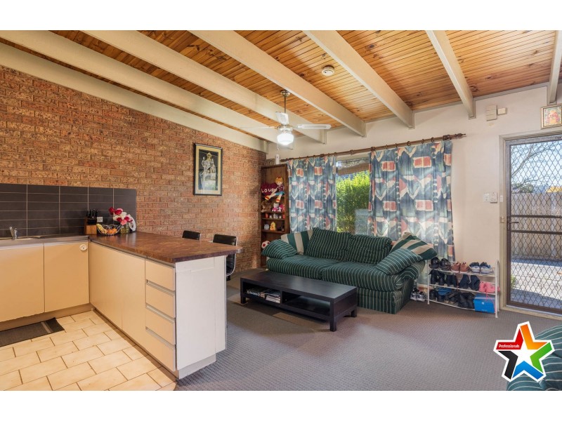 3/2b John Street, Lilydale VIC 3140