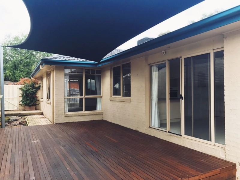 2/21 Jennings Road, Bayswater North VIC 3153