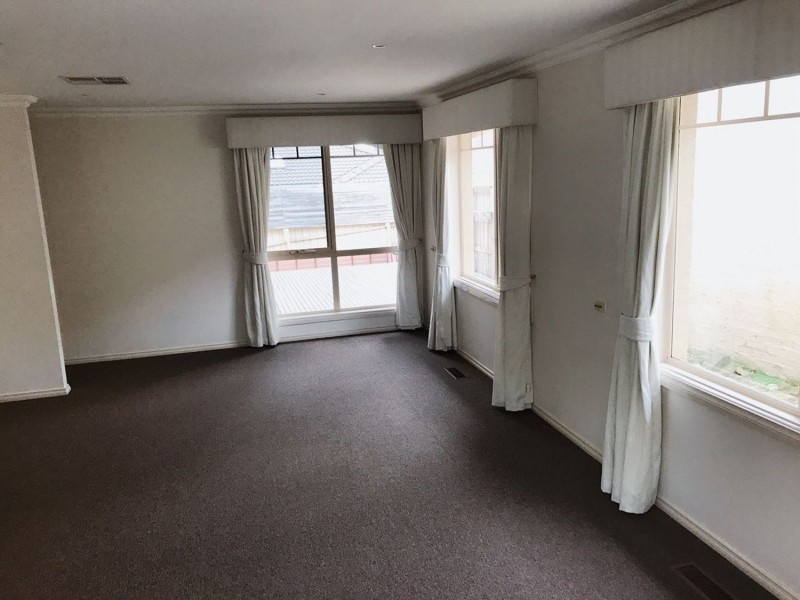 2/21 Jennings Road, Bayswater North VIC 3153