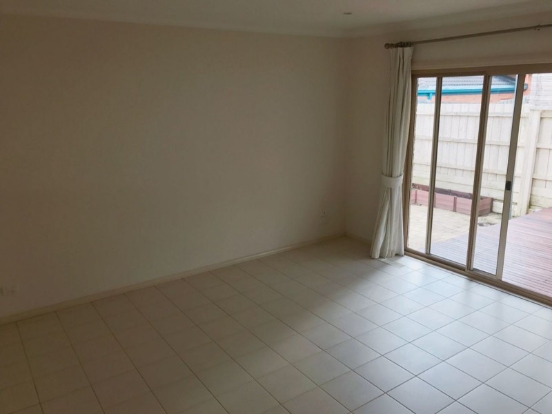 2/21 Jennings Road, Bayswater North VIC 3153