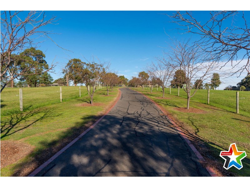 10 Macintyre Lane, Yering VIC 3770