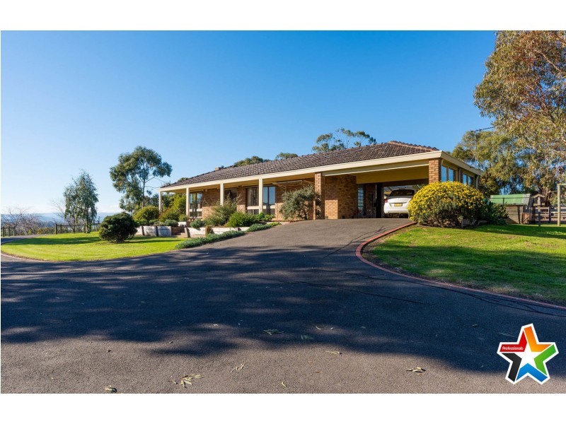 10 Macintyre Lane, Yering VIC 3770