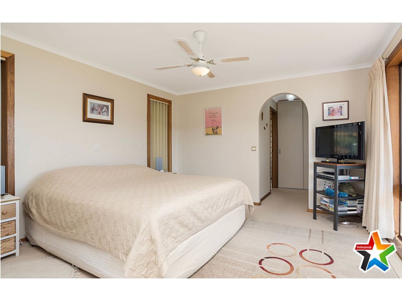 10 Macintyre Lane, Yering VIC 3770