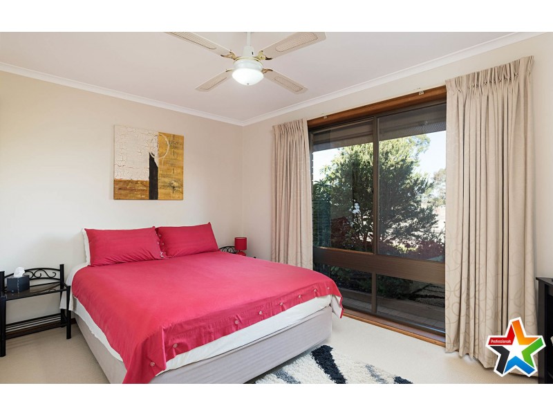 10 Macintyre Lane, Yering VIC 3770