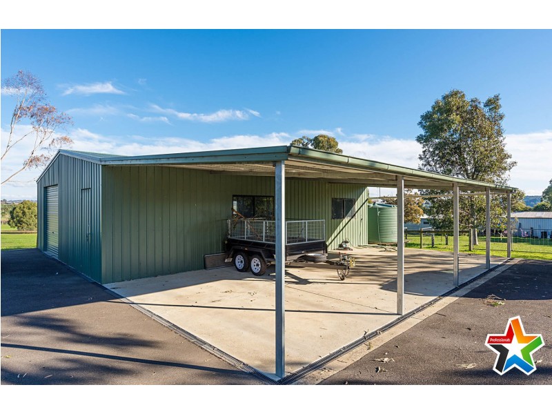 10 Macintyre Lane, Yering VIC 3770