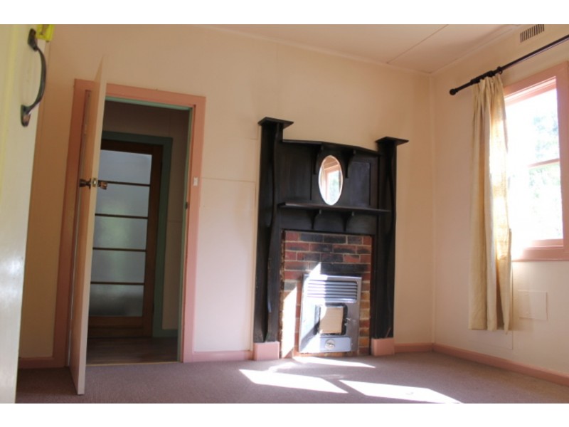 32 Inverness Road, Montrose VIC 3765