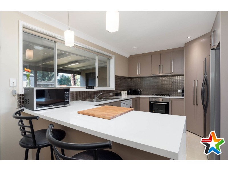 76 Cavehill Road, Lilydale VIC 3140