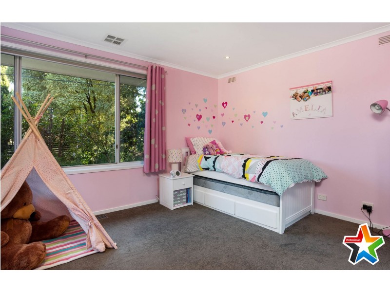 76 Cavehill Road, Lilydale VIC 3140