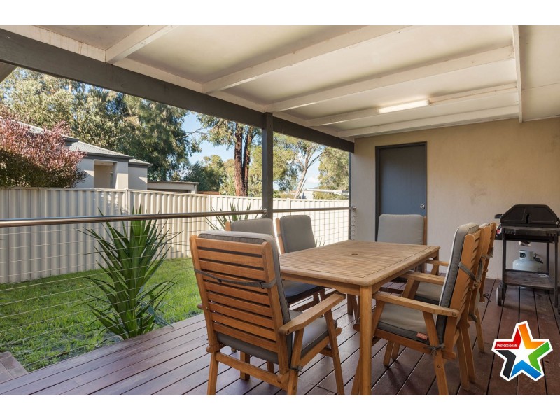 76 Cavehill Road, Lilydale VIC 3140