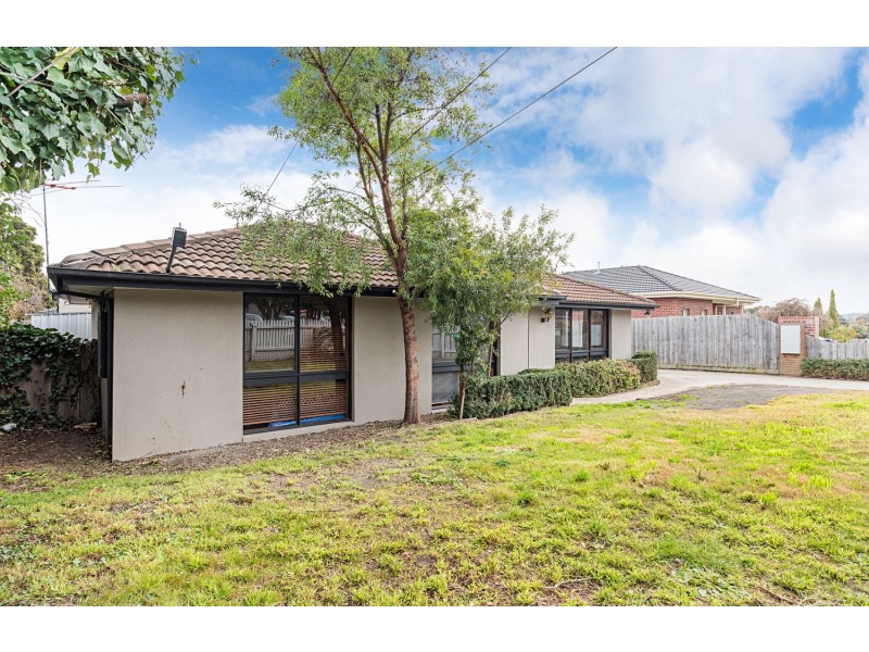 1/17 Kimberley Drive, Chirnside Park VIC 3116