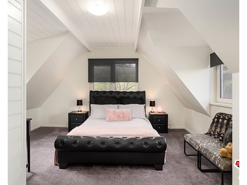 20 Lanning Crescent, Seville VIC 3139