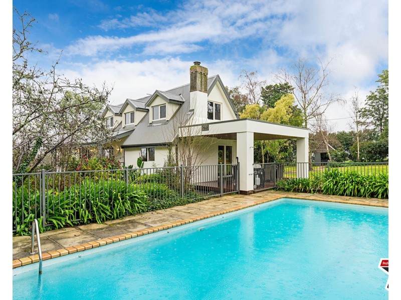 20 Lanning Crescent, Seville VIC 3139