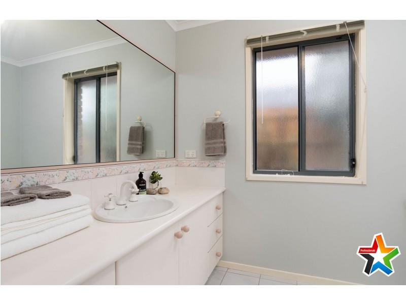 101 Lakeview Drive, Lilydale VIC 3140