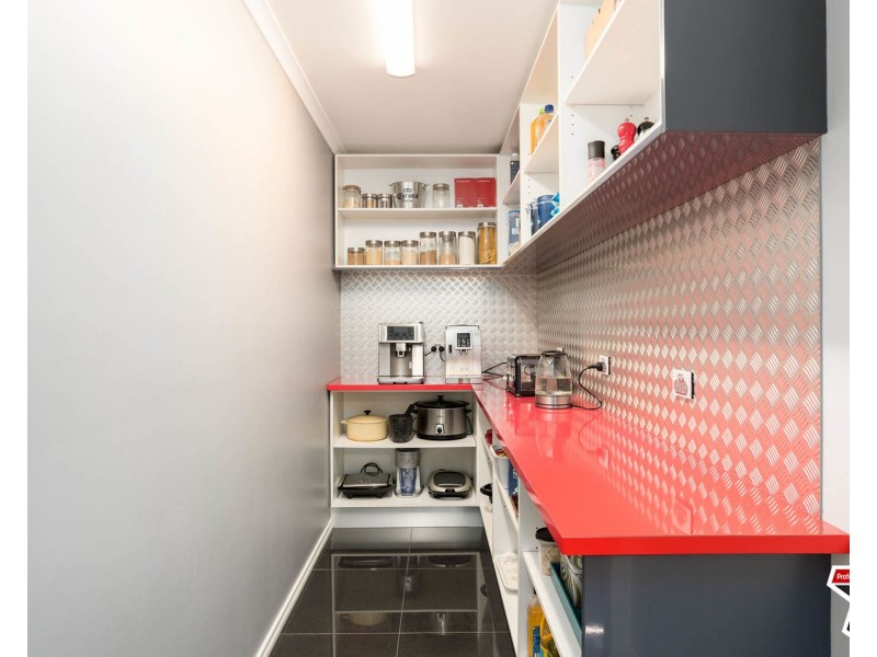 4 French Close, Mooroolbark VIC 3138