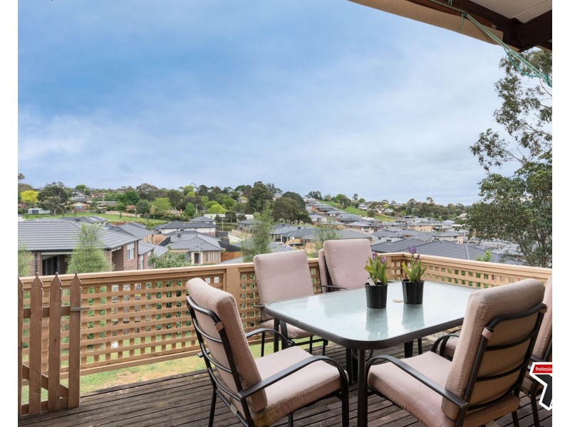 7 Roseman Road, Chirnside Park VIC 3116