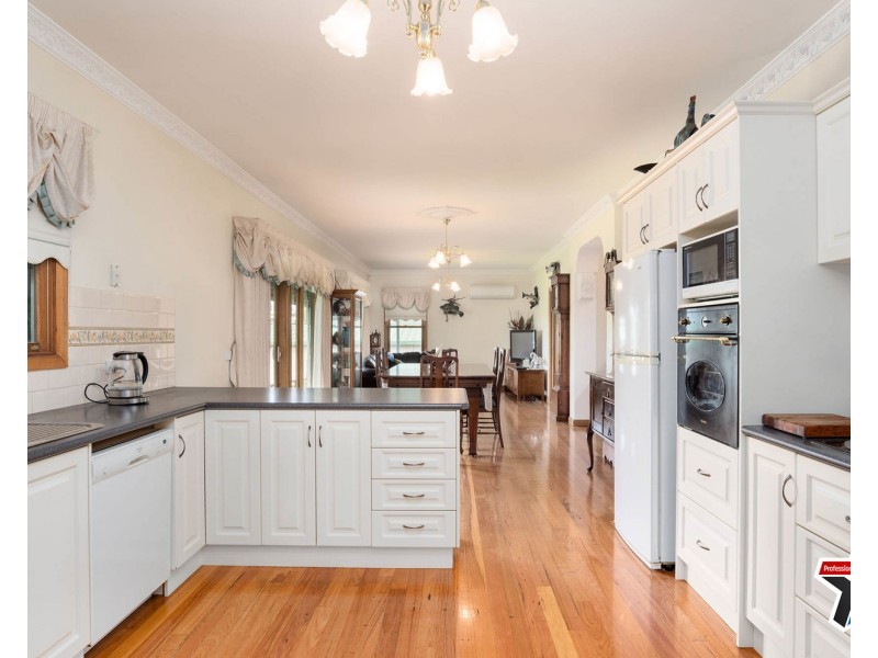 15 King Street, Yarra Glen VIC 3775