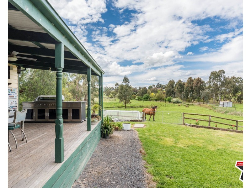 15 King Street, Yarra Glen VIC 3775