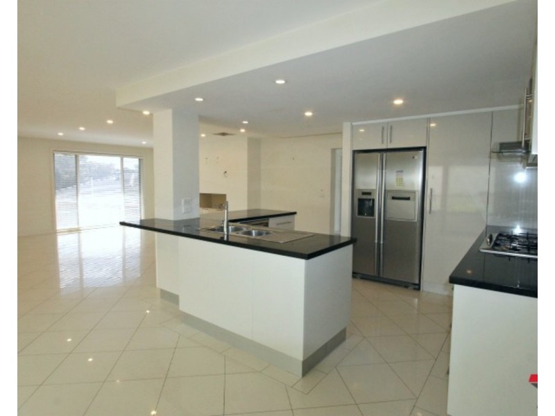 24 Myoora Drive, Mooroolbark VIC 3138