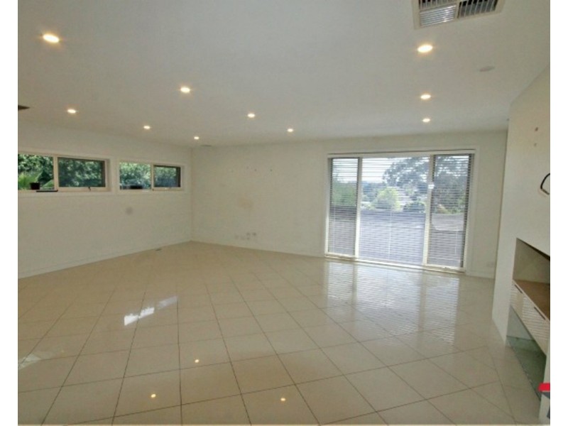 24 Myoora Drive, Mooroolbark VIC 3138