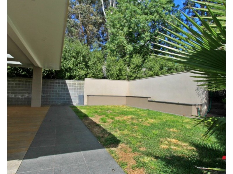 24 Myoora Drive, Mooroolbark VIC 3138