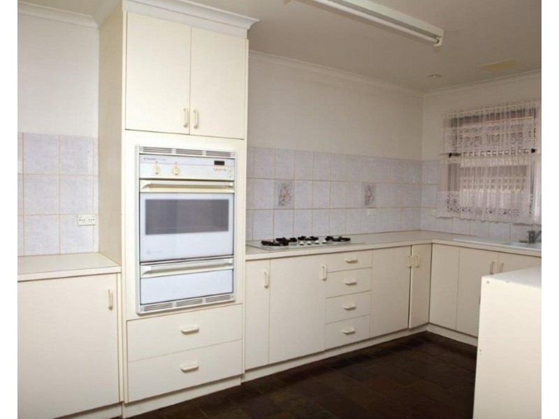 115 Rolling Hills Road, Chirnside Park VIC 3116