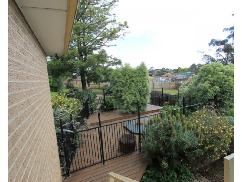 115 Rolling Hills Road, Chirnside Park VIC 3116