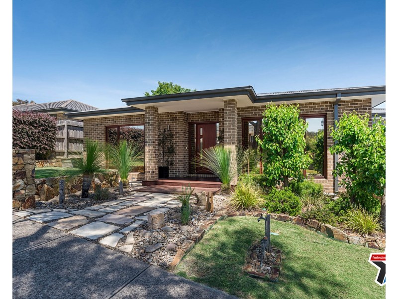 10  Olinda Park Rise, Lilydale VIC 3140