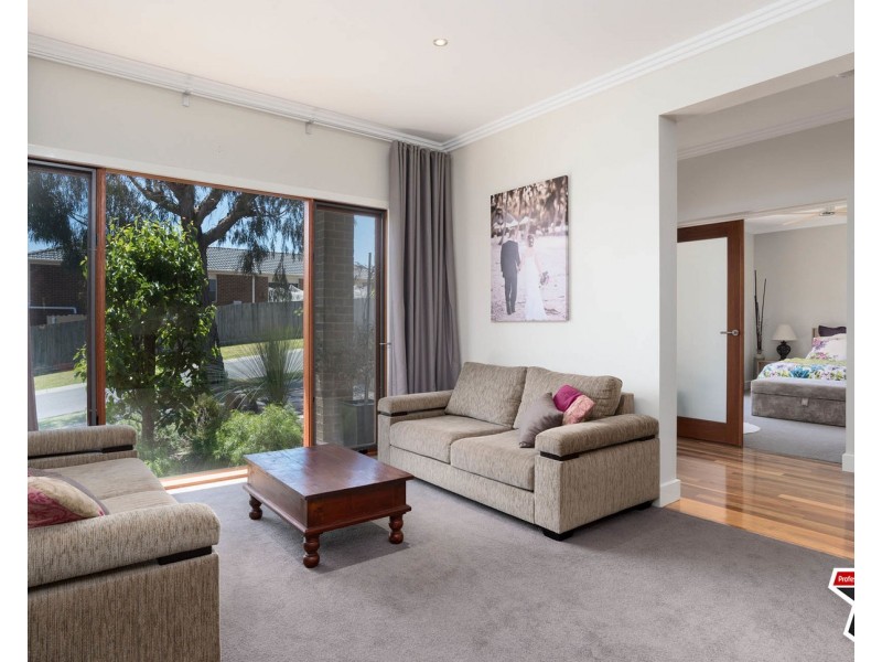 10  Olinda Park Rise, Lilydale VIC 3140