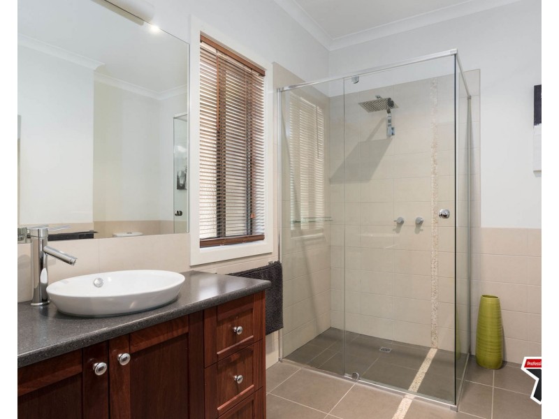 10  Olinda Park Rise, Lilydale VIC 3140