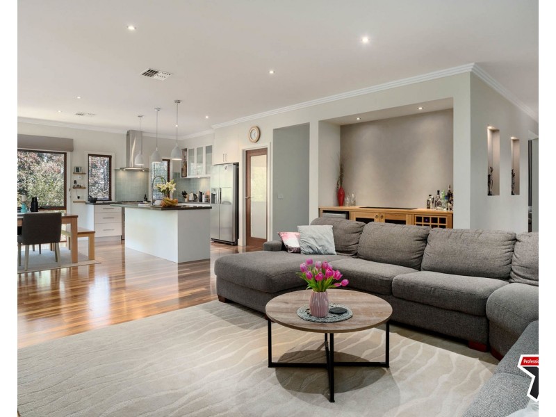 10  Olinda Park Rise, Lilydale VIC 3140