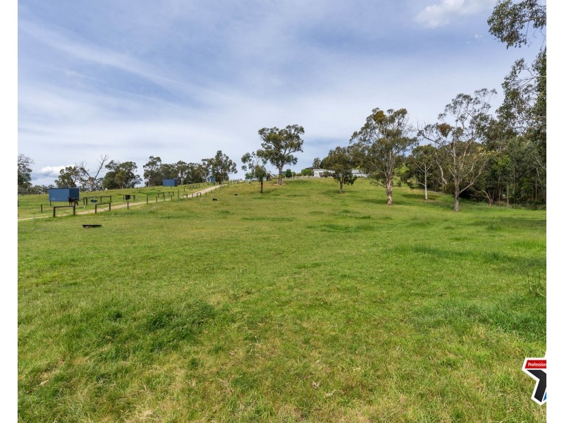 23 Boundary Road, Lilydale VIC 3140