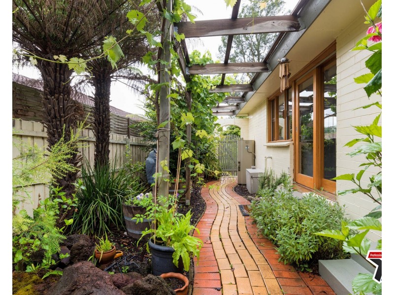 7 Drovers Walk, Chirnside Park VIC 3116