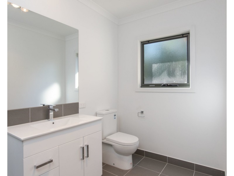 1 Percy Close, Mooroolbark VIC 3138