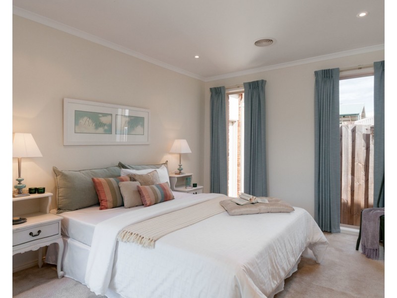 14a Meadowgate Drive, Chirnside Park VIC 3116