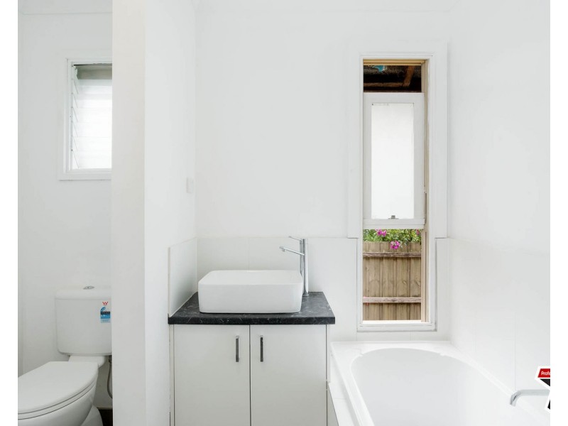 28 Hawthory Road, Kilsyth VIC 3137