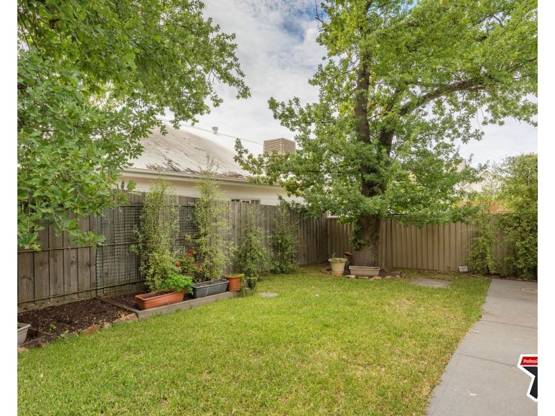4/8 Armstrong Grove, Yarra Glen VIC 3775