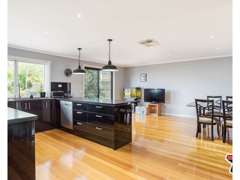 77 Switchback Road, Chirnside Park VIC 3116