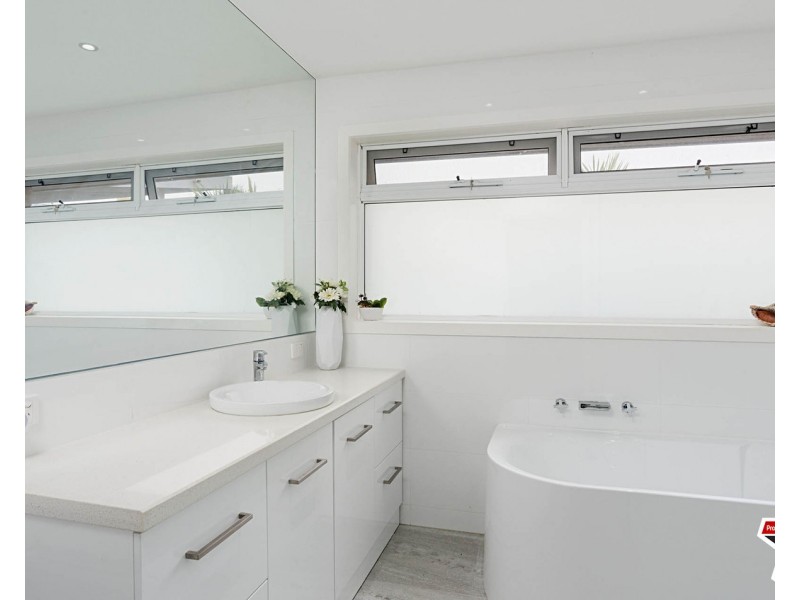 77 Switchback Road, Chirnside Park VIC 3116