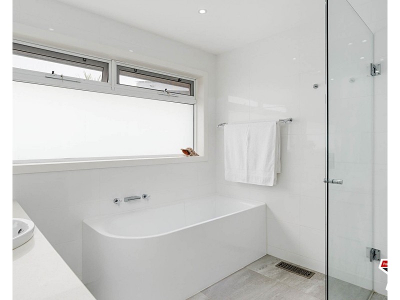 77 Switchback Road, Chirnside Park VIC 3116