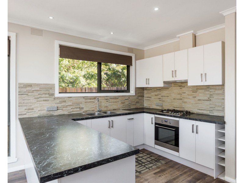 11 Coachmans Court, Chirnside Park VIC 3116