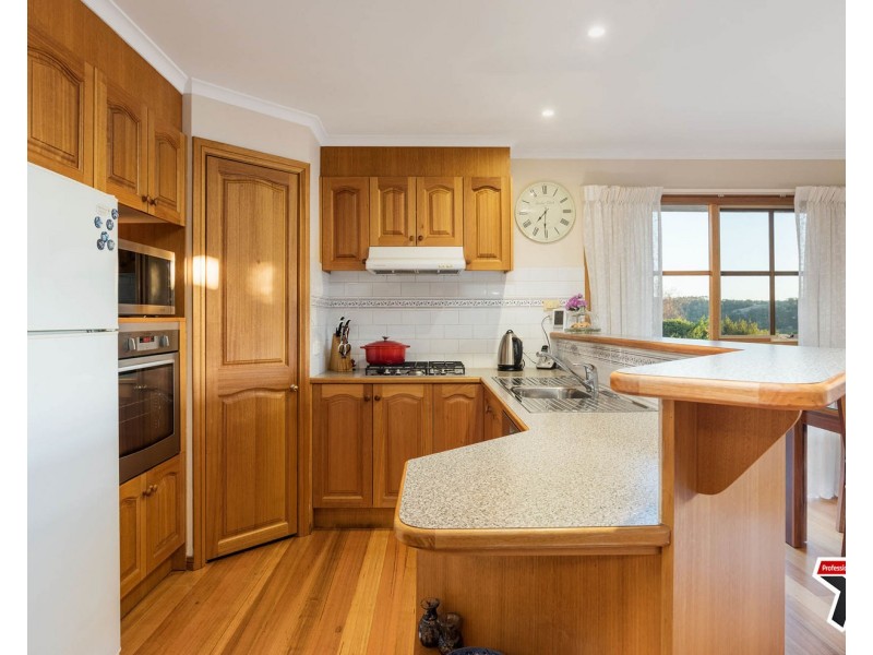 8 Kenthurst Court, Lilydale VIC 3140