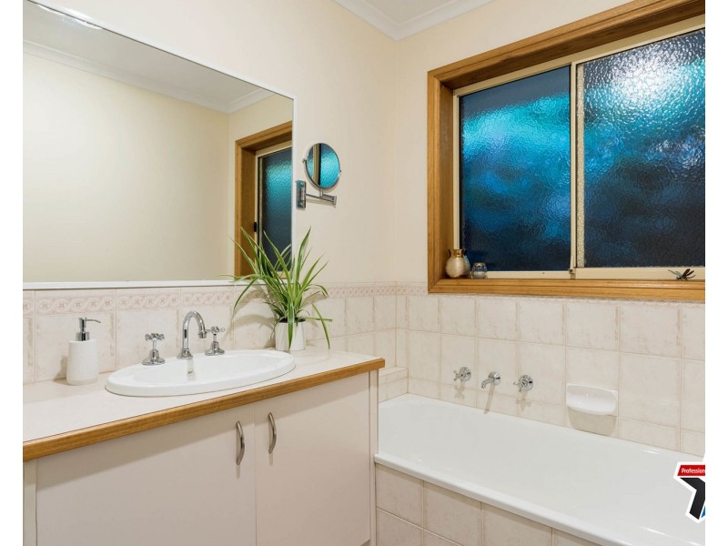 8 Kenthurst Court, Lilydale VIC 3140